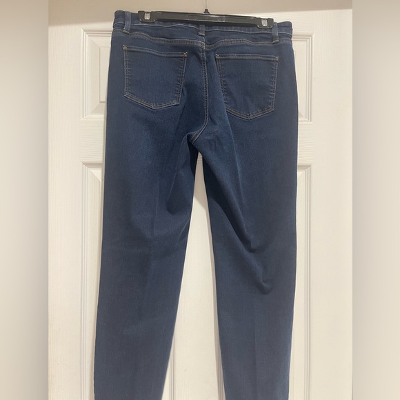 TALBOTS FLAWLESS SLIM ANKLE JEAN SIZE 10 - Picture 3 of 6